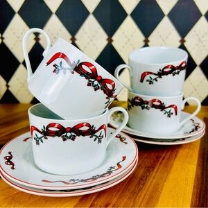 Set (8) 4 Cups + 4 Saucers Festive Christmas Red Green and White Holiday Teacups